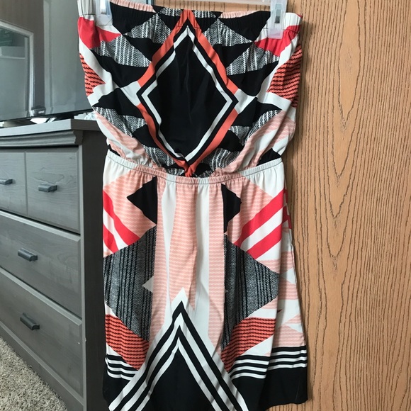 Express strapless dress - Picture 2 of 2